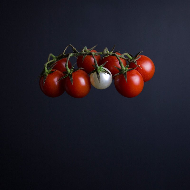 Curiosas fotos de perlas en frutas y verduras
