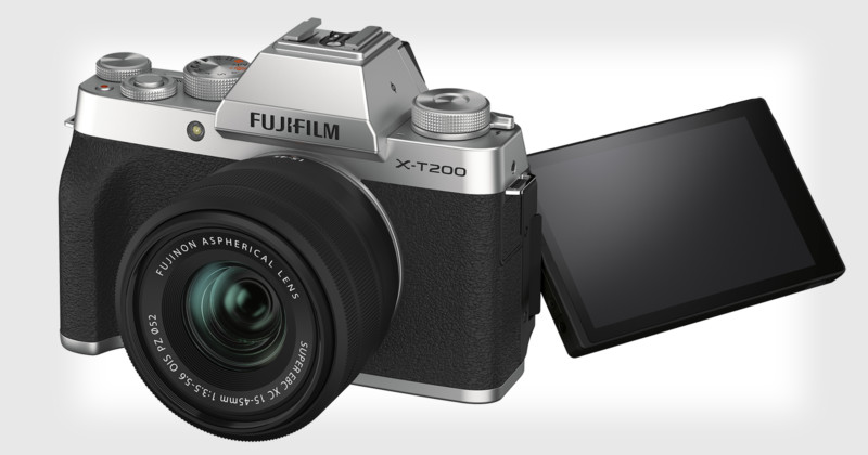 Fujifilm lanza la gama media X-T200 y la asequible lente XC 35mm f/2