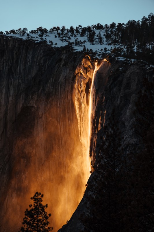Yosemite dice que la caída de la cola de caballo tiene "poca o ninguna agua" antes de la caída anual.