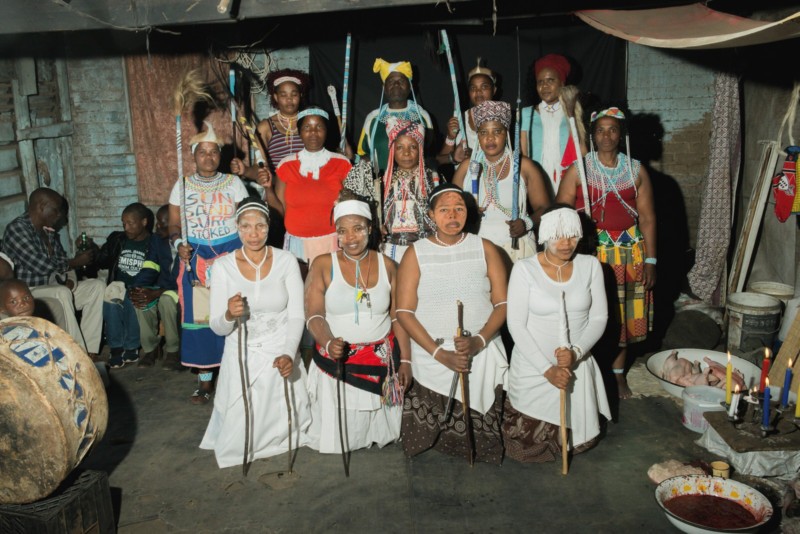 Fotos de curanderos tradicionales en Sudáfrica