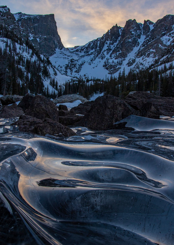 Fotos de Olas Congeladas en un lago alpino de Colorado